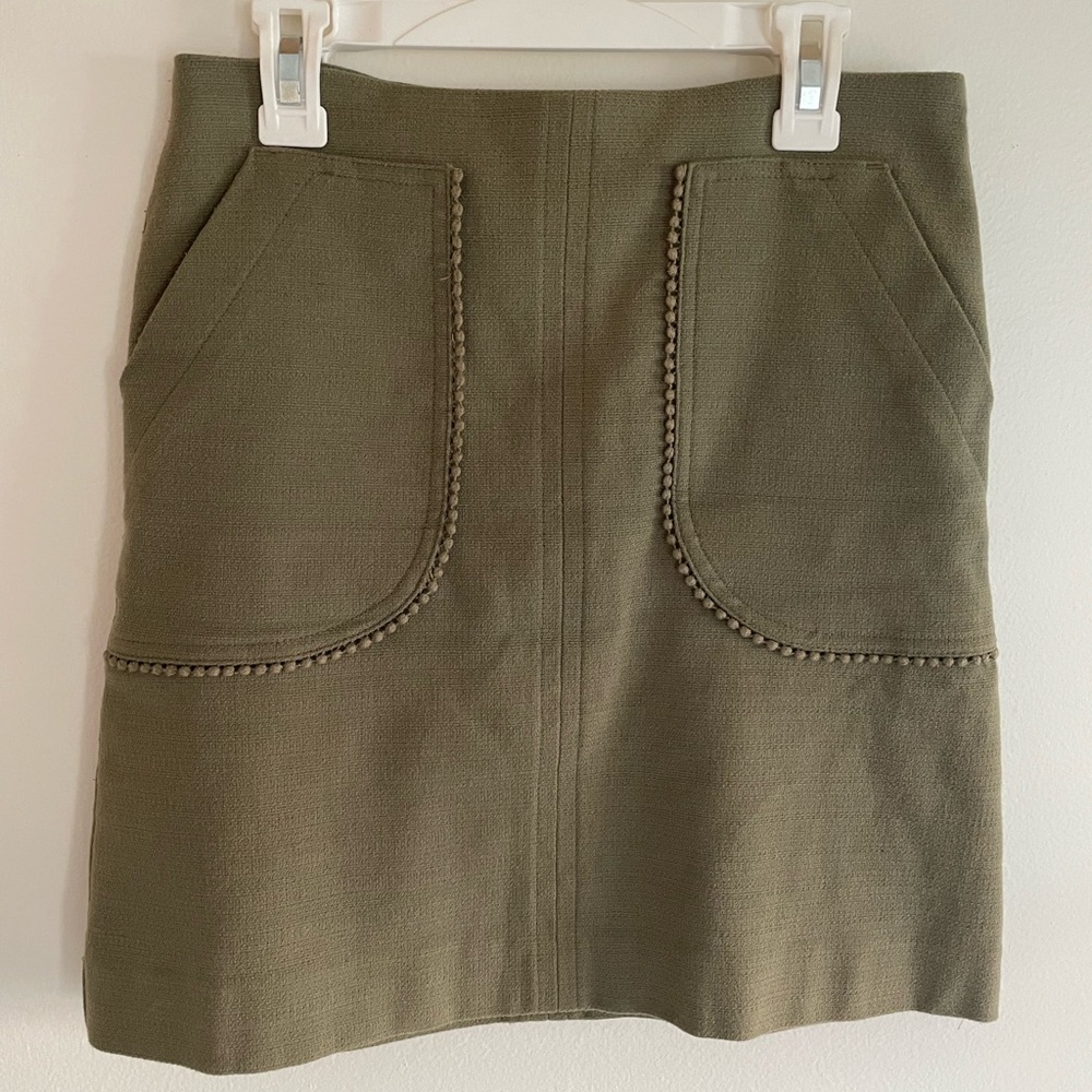 LOFT 00P olive green pencil skirt